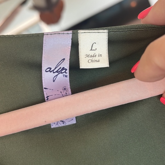 Romper - Picture 2 of 3